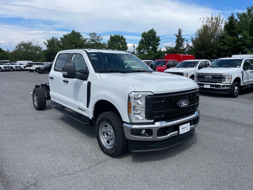 New 2027 Ford F-350SD XL Chassis