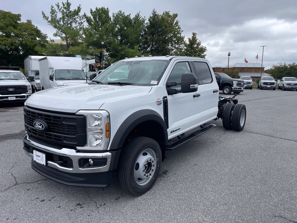 New 2027 Ford F-450SD XL Chassis