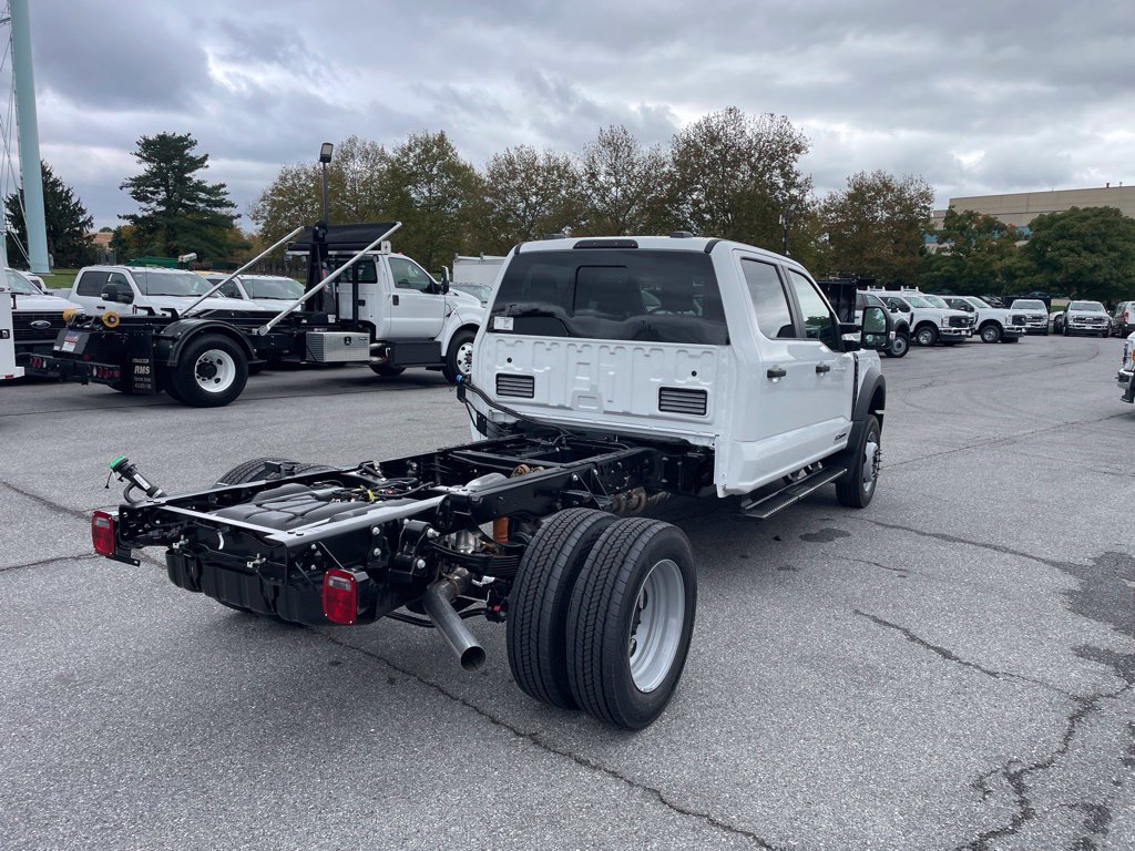 New 2027 Ford F-450SD XL Chassis