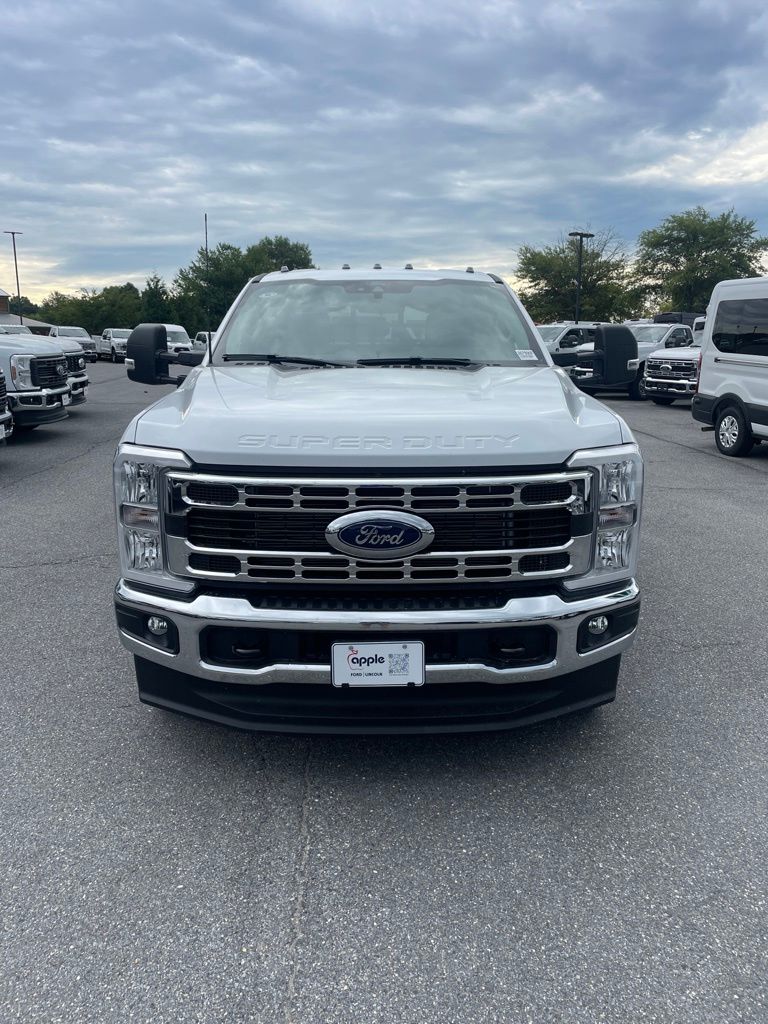 New 2026 Ford F-350SD XL Chassis