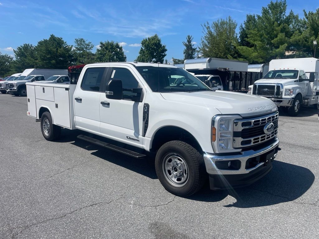 New 2026 Ford F-350SD XL Chassis