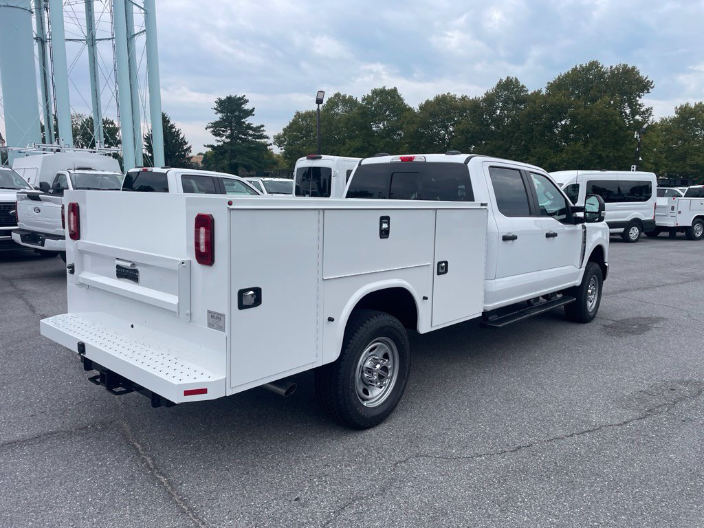 New 2026 Ford F-350SD XL Chassis