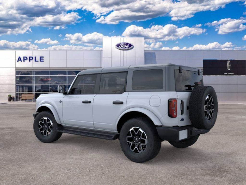 New 2026 Ford Bronco Outer Banks SUV