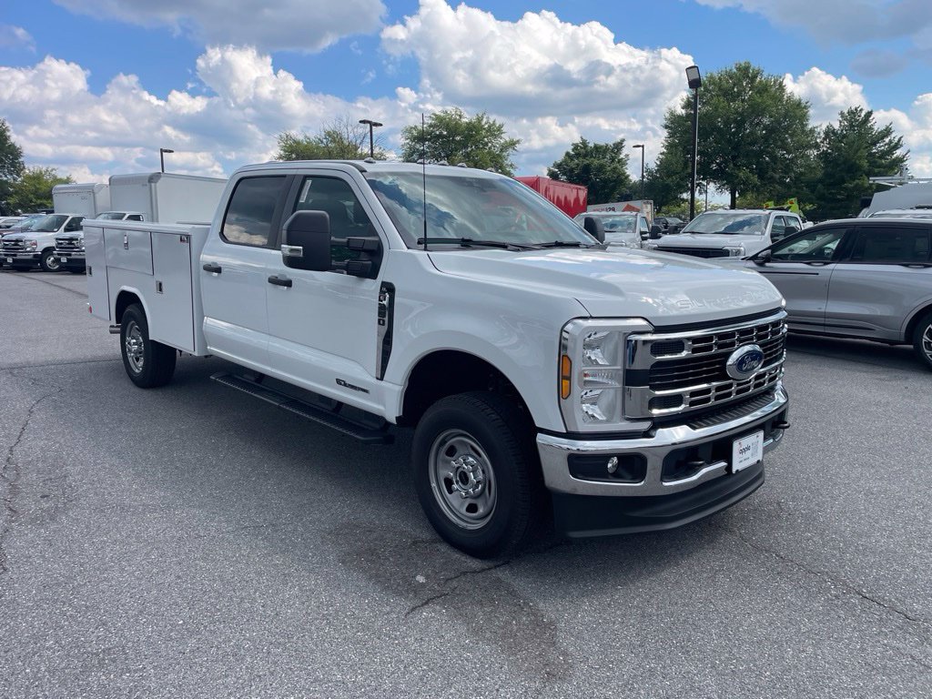 New 2026 Ford F-350SD XL Chassis