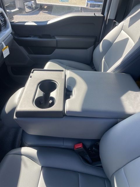 2026 Ford F-350 Super Duty Chassis Cab XL - Photo 6