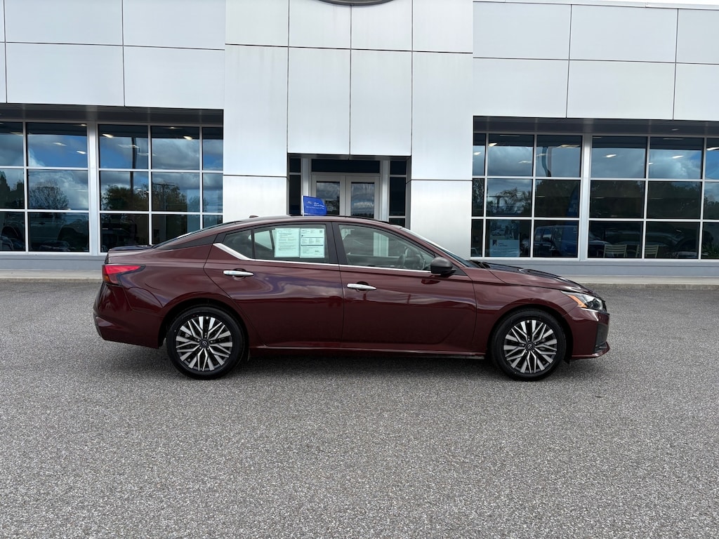 Certified 2025 Nissan Altima 2.5 SV Sedan