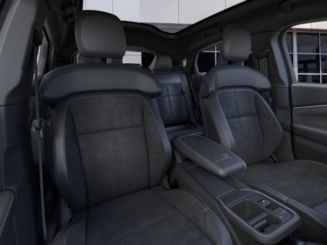 2025 Ford Mustang Mach-E GT - Photo 10