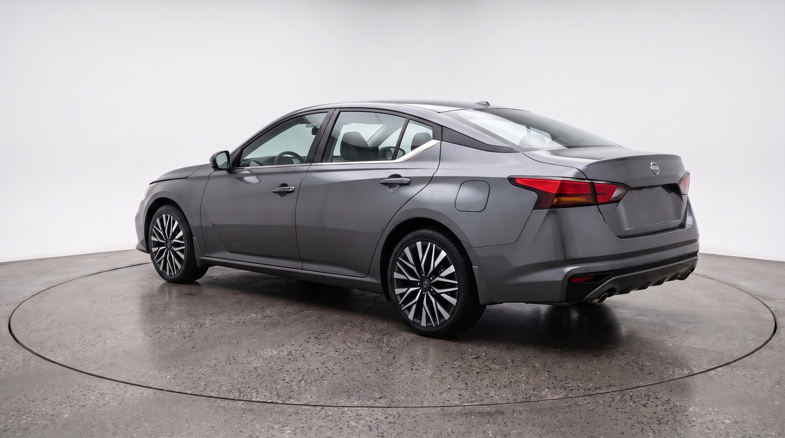 Thumbnail: 2025 Nissan Altima - 5