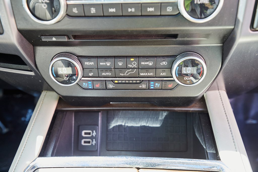 2018 Ford Expedition Platinum - Photo 11