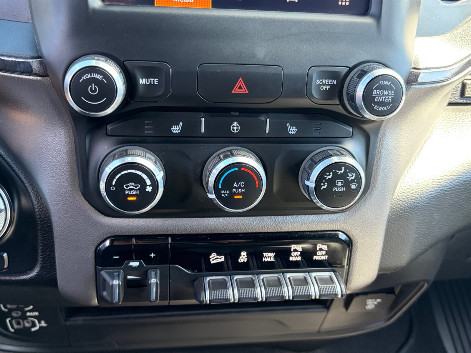 2022 RAM Ram 2500 Pickup Power Wagon - Photo 16