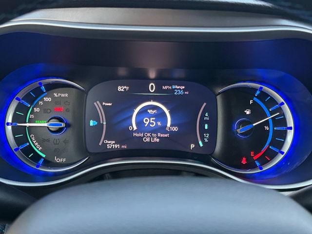2021 Chrysler Pacifica Hybrid Touring - Photo 20