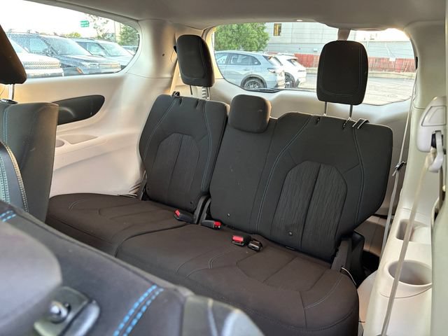 2021 Chrysler Pacifica Hybrid Touring - Photo 27