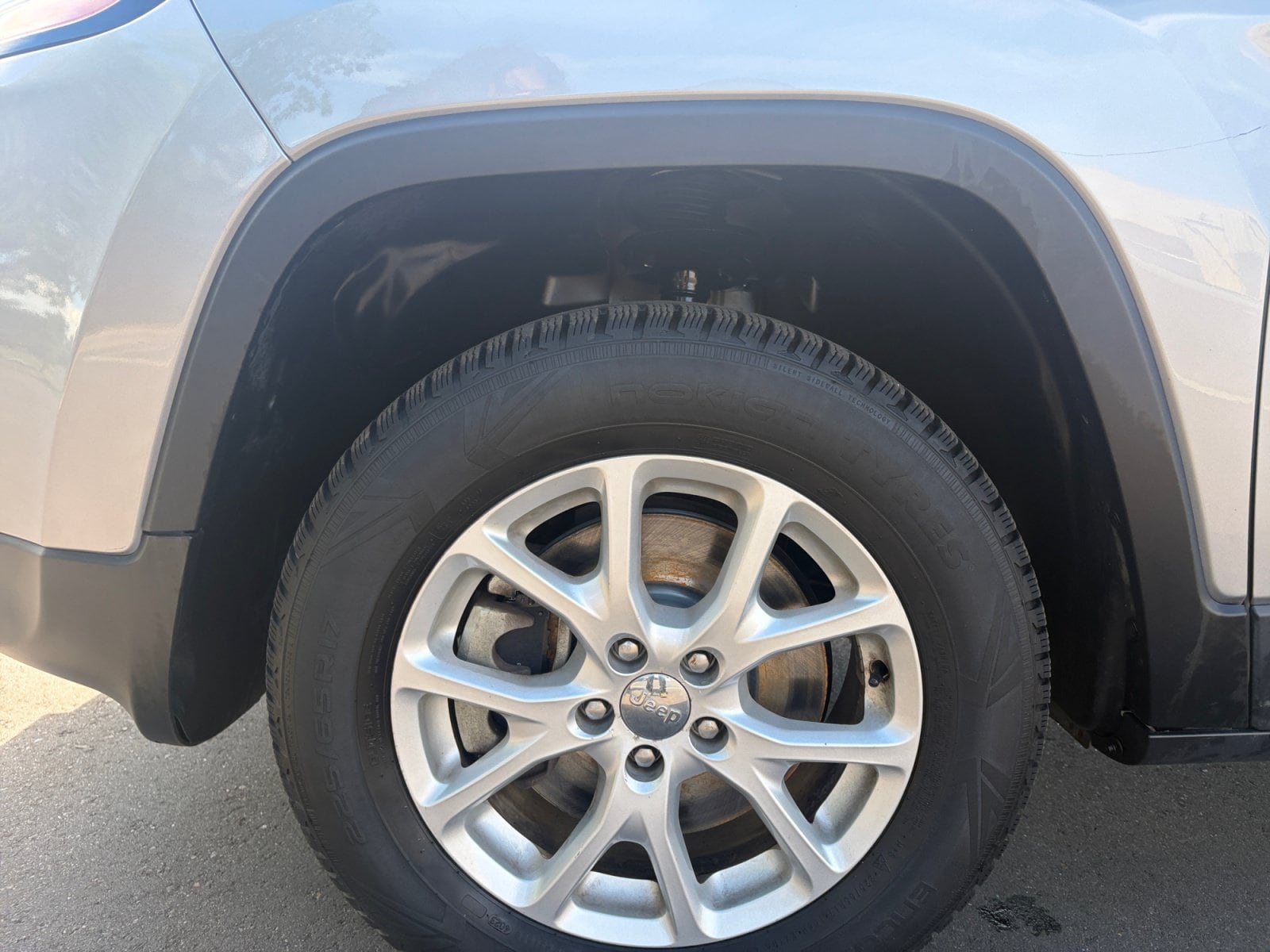 2016 Jeep Cherokee Sport - Photo 11