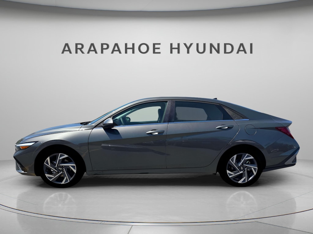 New 2026 Hyundai Elantra Hybrid Limited Sedan