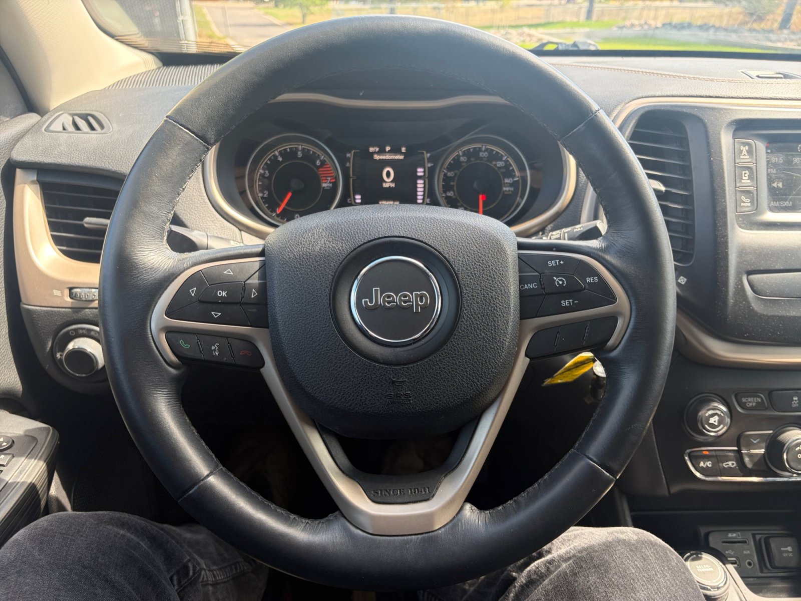 2016 Jeep Cherokee Sport - Photo 17