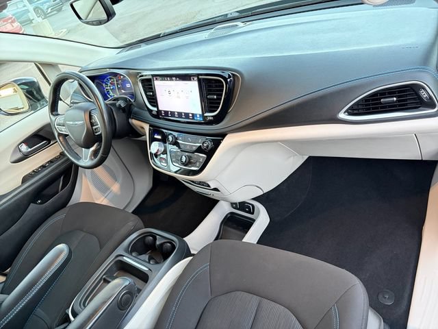 2021 Chrysler Pacifica Hybrid Touring - Photo 32