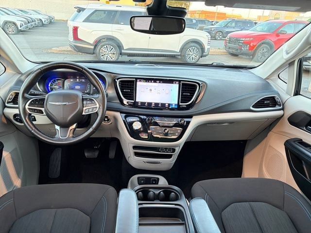 2021 Chrysler Pacifica Hybrid Touring - Photo 15