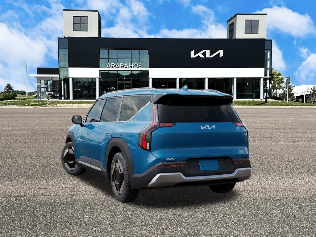 New 2026 Kia EV9 Wind SUV