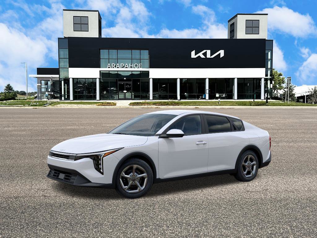 New 2026 Kia K4 LXS Sedan