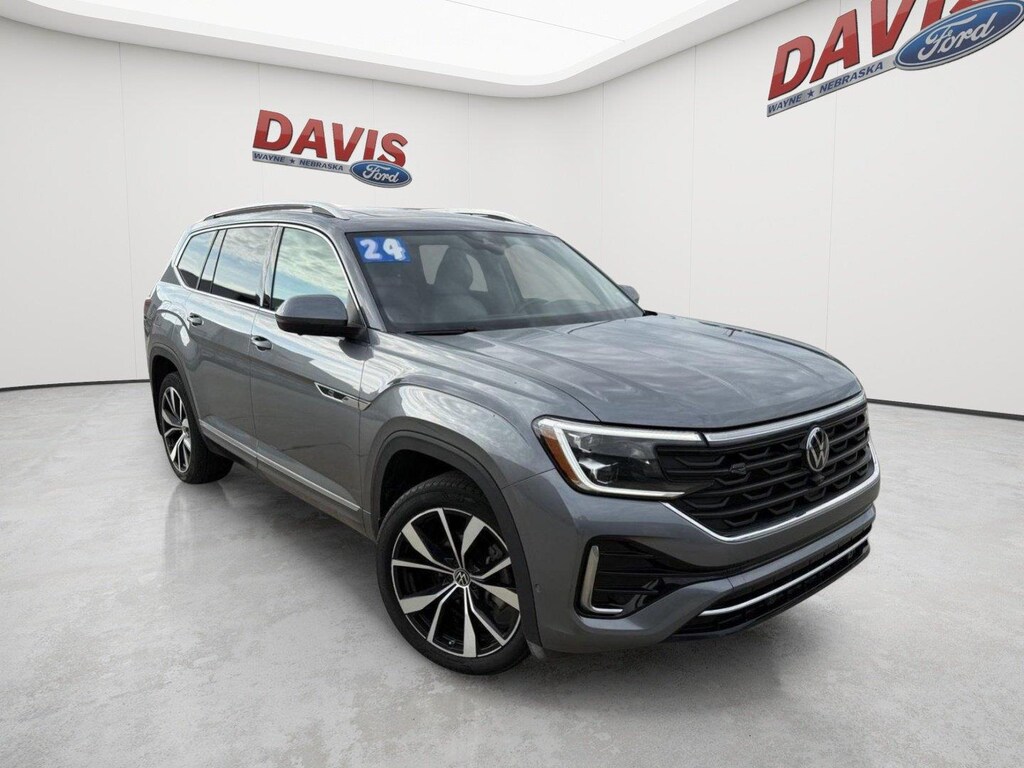 Used 2024 Volkswagen Atlas 2.0T SEL Premium R-Line SUV