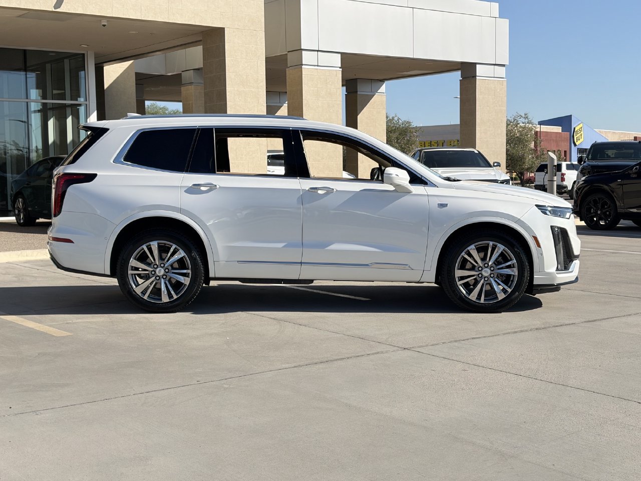 Used 2021 CADILLAC XT6 Premium Luxury SUV