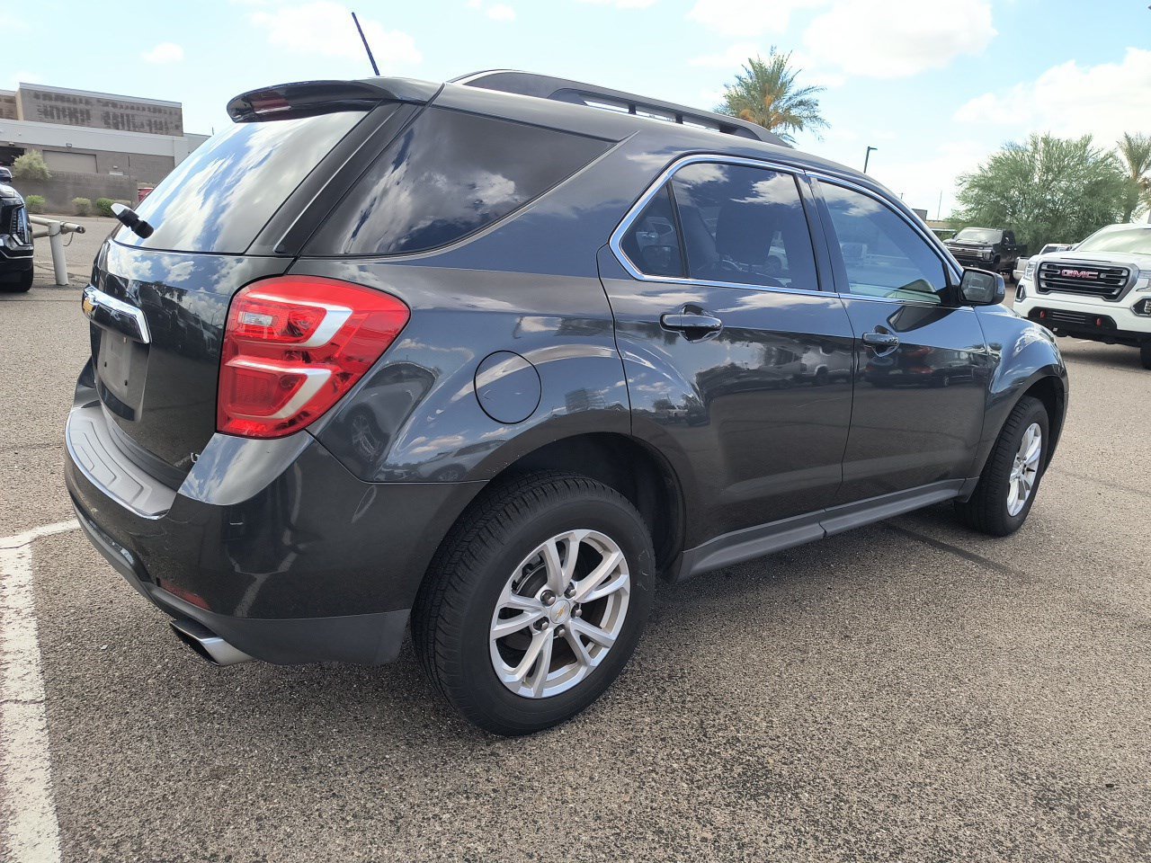 Used 2017 Chevrolet Equinox LT SUV