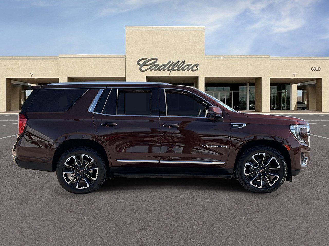 Used 2023 GMC Yukon SLT SUV