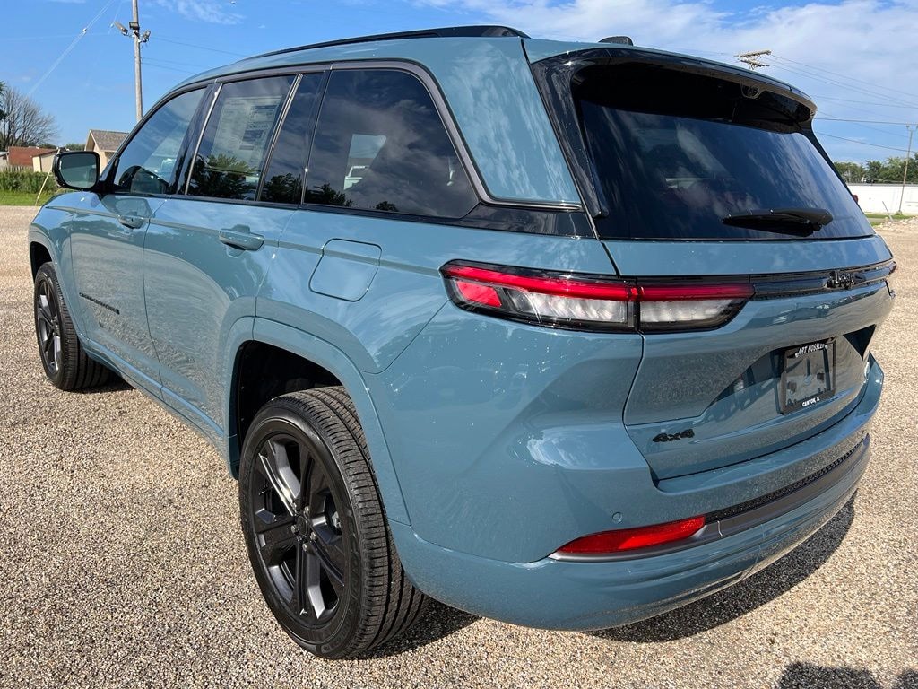 New 2027 Jeep Grand Cherokee Sport Utility