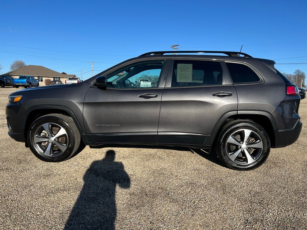 2022 Jeep Cherokee Limited - Photo 2