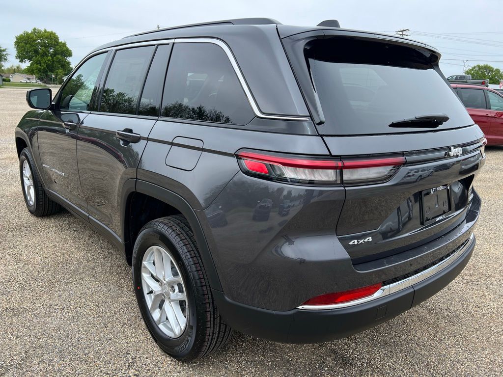 New 2026 Jeep Grand Cherokee Sport Utility