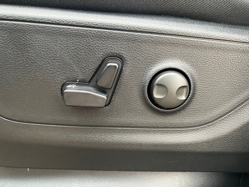 2026 RAM 1500 Big Horn/Lone Star - Photo 28
