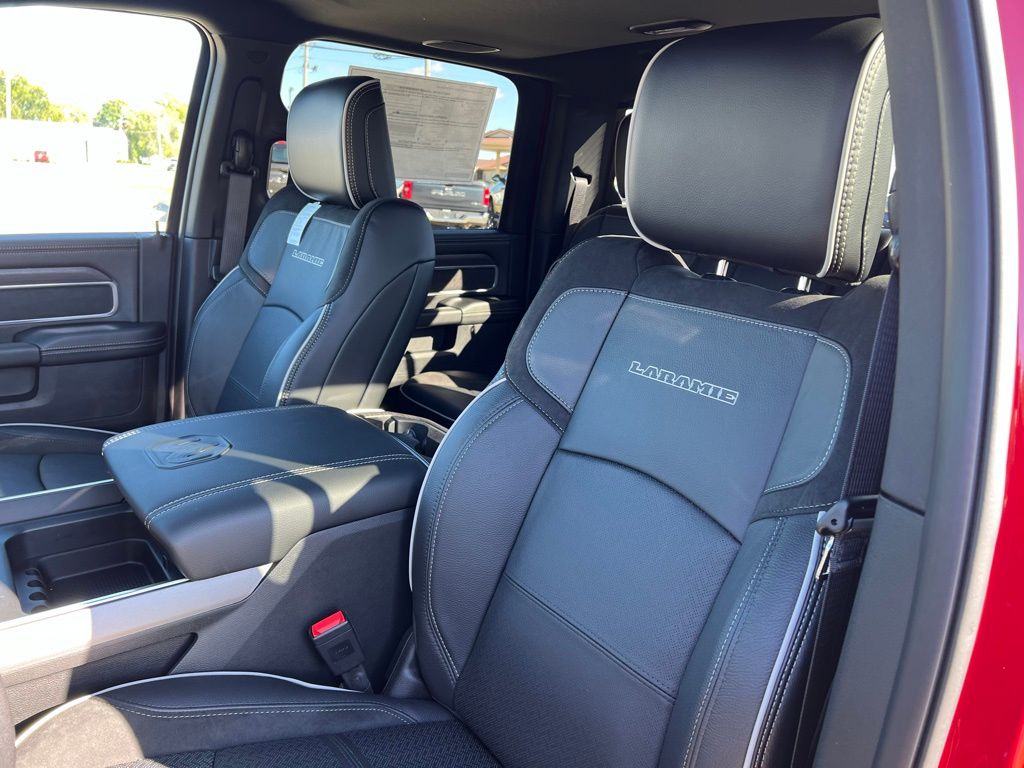 2026 RAM 2500 Laramie - Photo 37