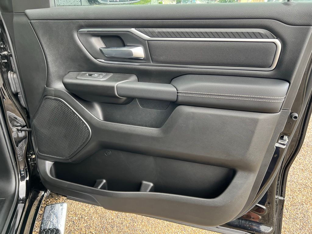 2026 RAM 1500 Big Horn/Lone Star - Photo 13