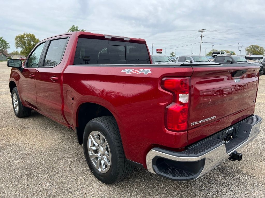 Used 2021 Chevrolet Silverado 1500 LT Truck Crew Cab