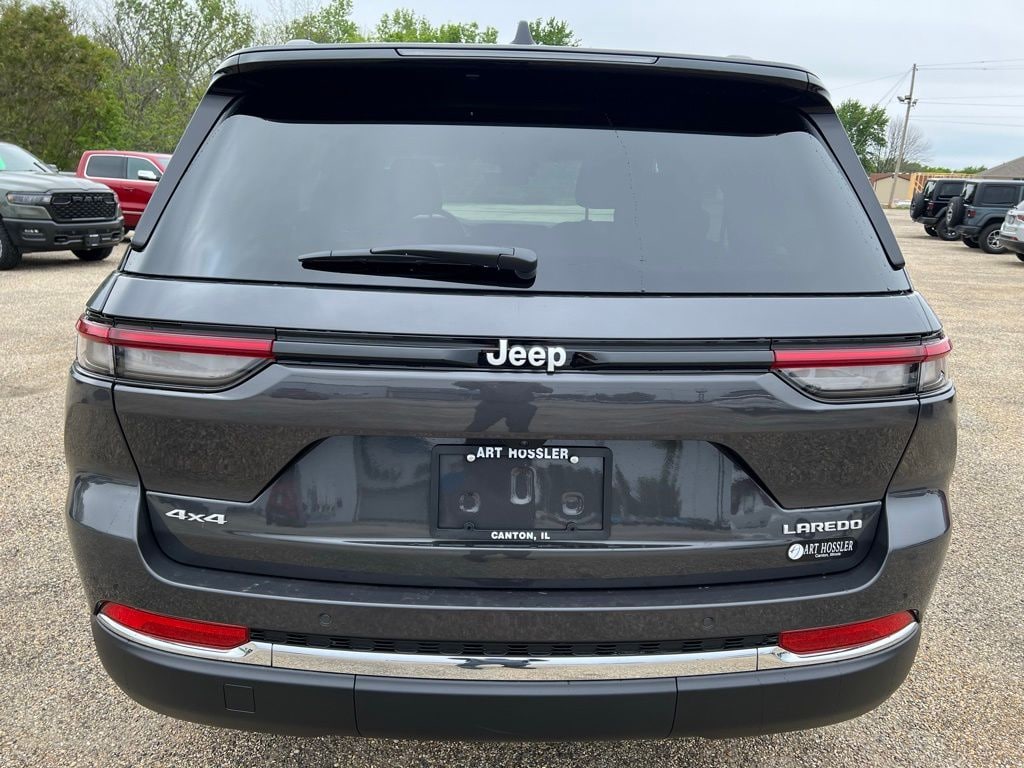 New 2026 Jeep Grand Cherokee Sport Utility