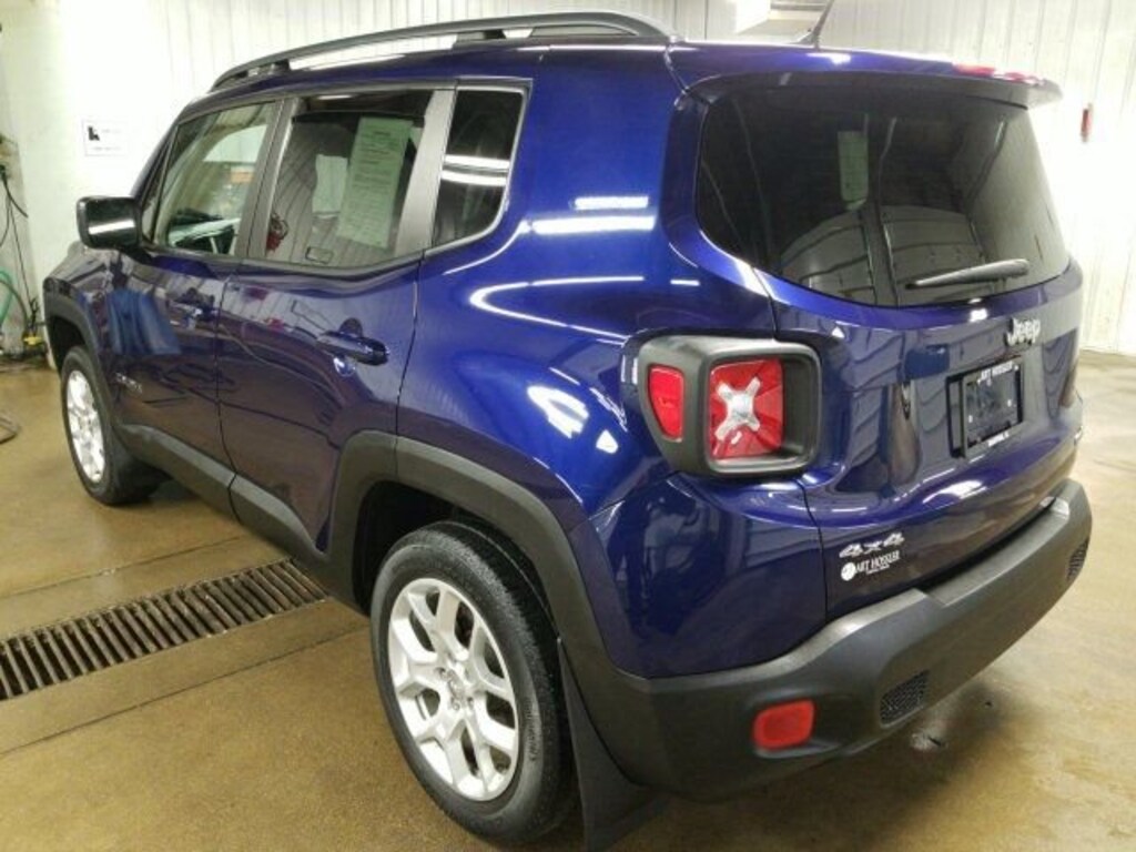 Used 2016 Jeep Renegade Latitude 4WD Latitude