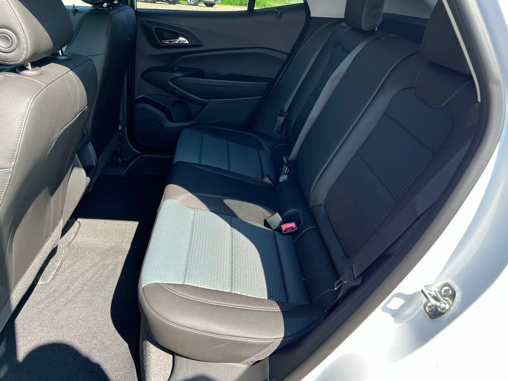 2026 Chevrolet Trax LT - Photo 21