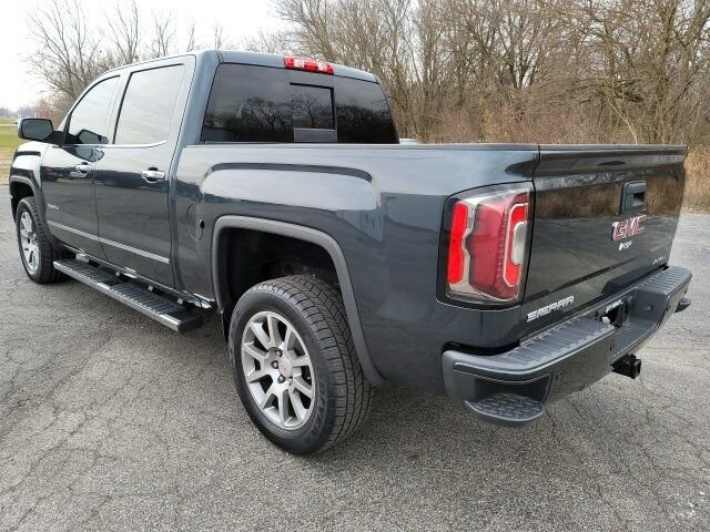 Used 2017 GMC Sierra 1500 Denali 4WD Crew Cab 143.5 Denali