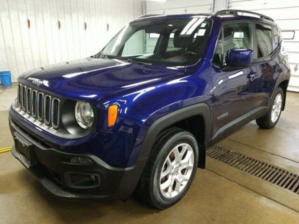 Used 2016 Jeep Renegade Latitude 4WD Latitude