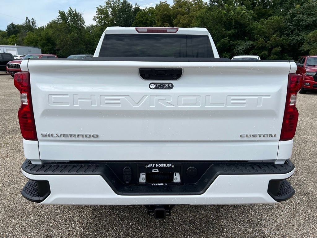 2026 Chevrolet Silverado 1500 Custom - Photo 4