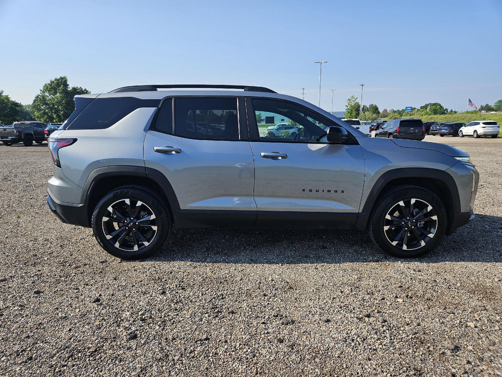 2025 Chevrolet Equinox RS - Photo 8