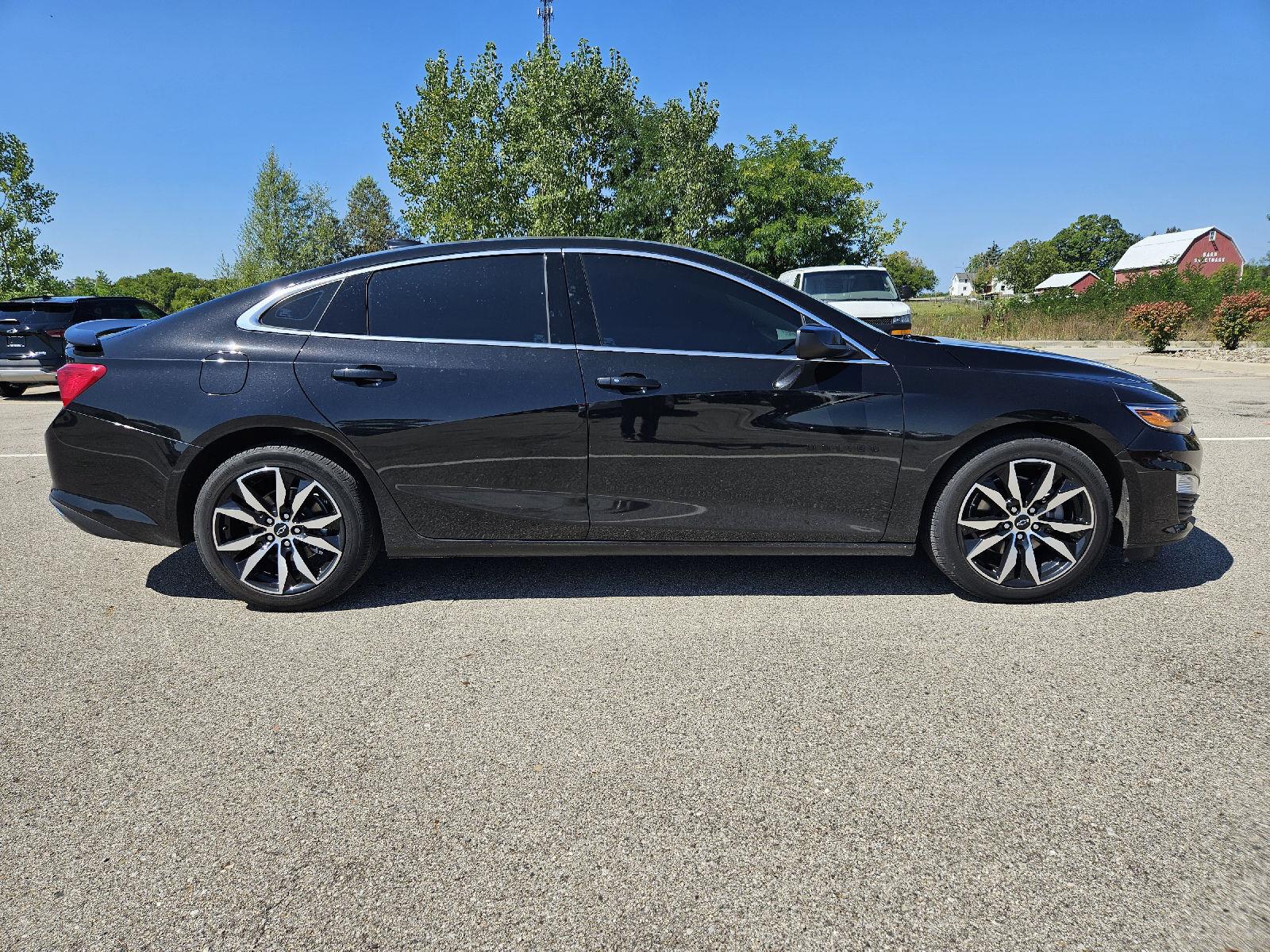 2022 Chevrolet Malibu RS - Photo 8