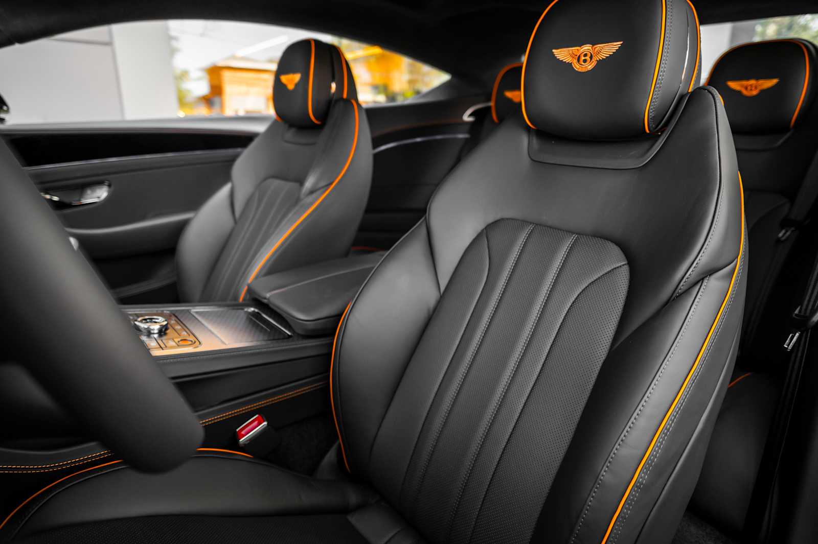2025 Bentley Continental GT Black Edition - Photo 45