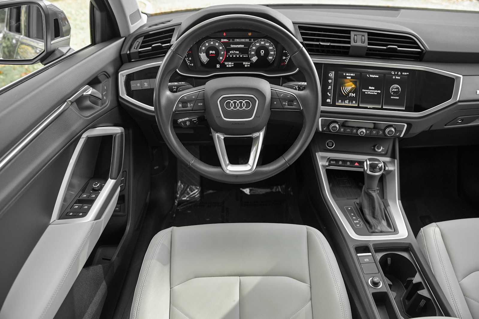 Used 2024 Audi Q3 45 S line Premium SUV