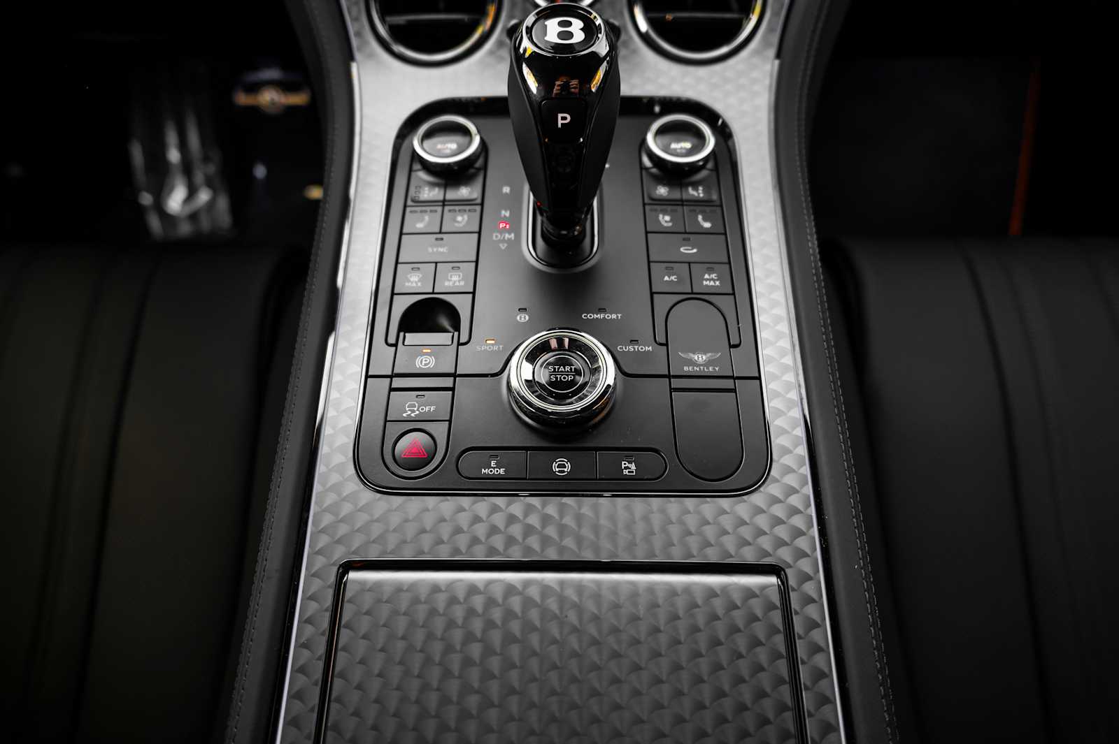 2025 Bentley Continental GT Black Edition - Photo 35