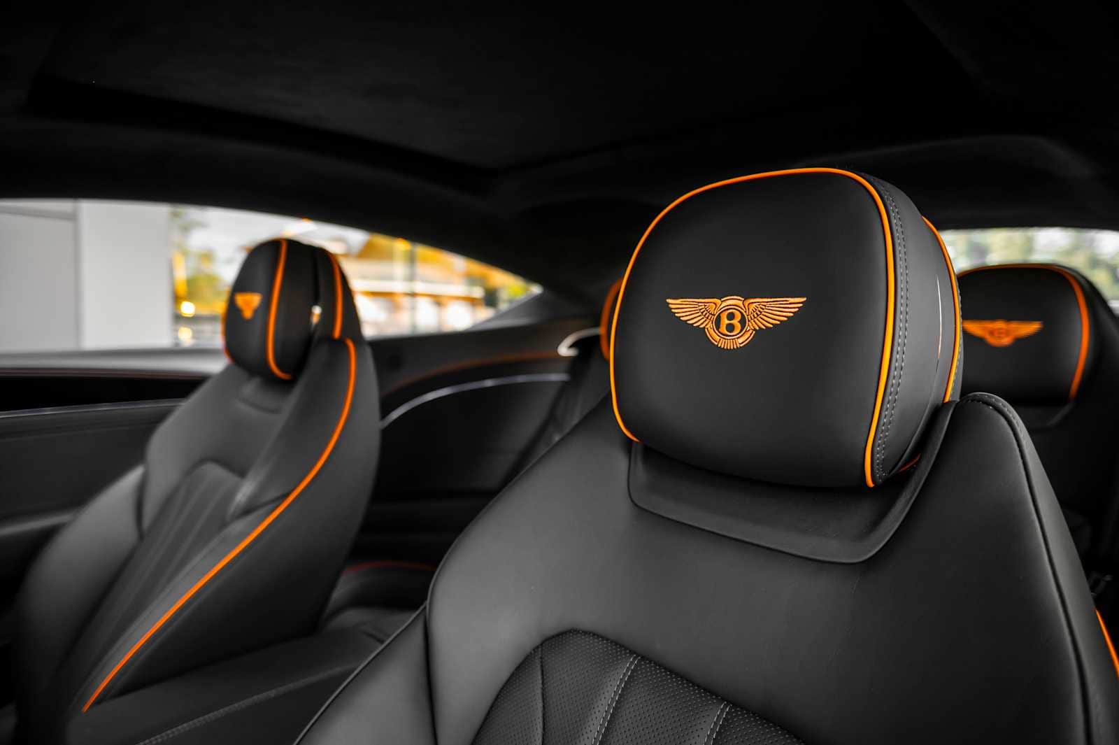 2025 Bentley Continental GT Black Edition - Photo 46