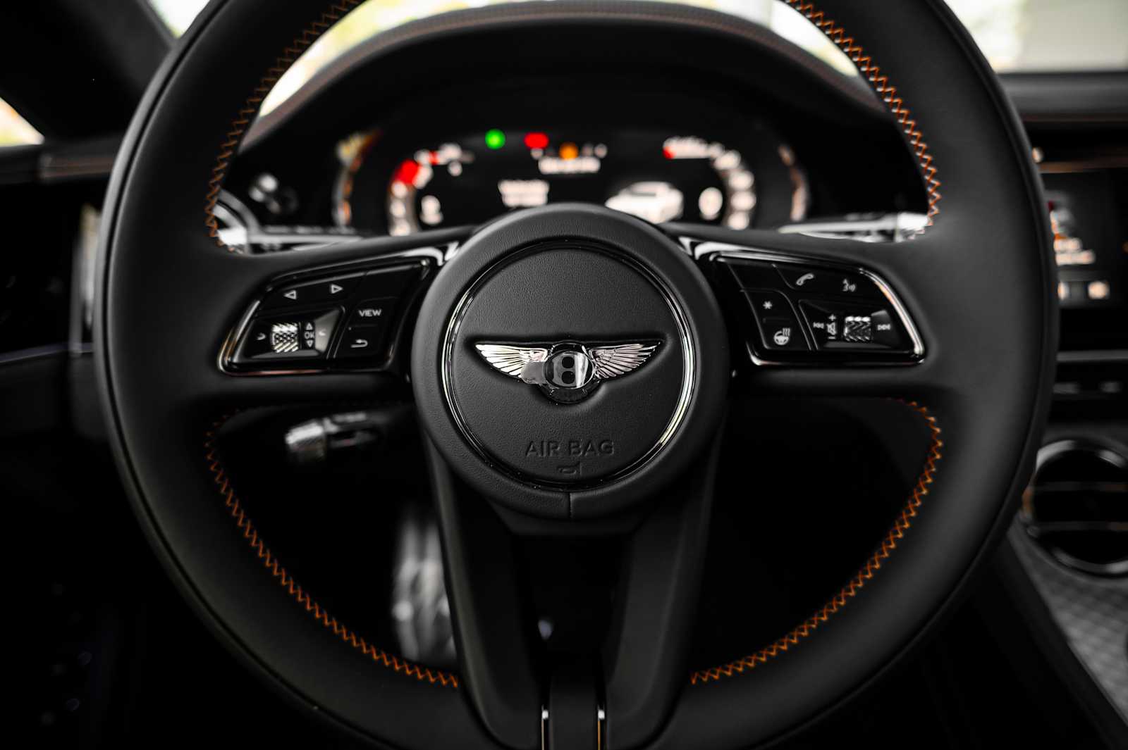 2025 Bentley Continental GT Black Edition - Photo 32