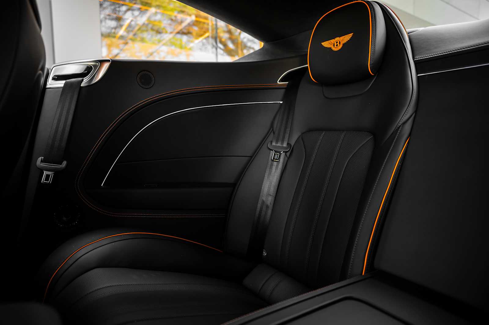 2025 Bentley Continental GT Black Edition - Photo 49