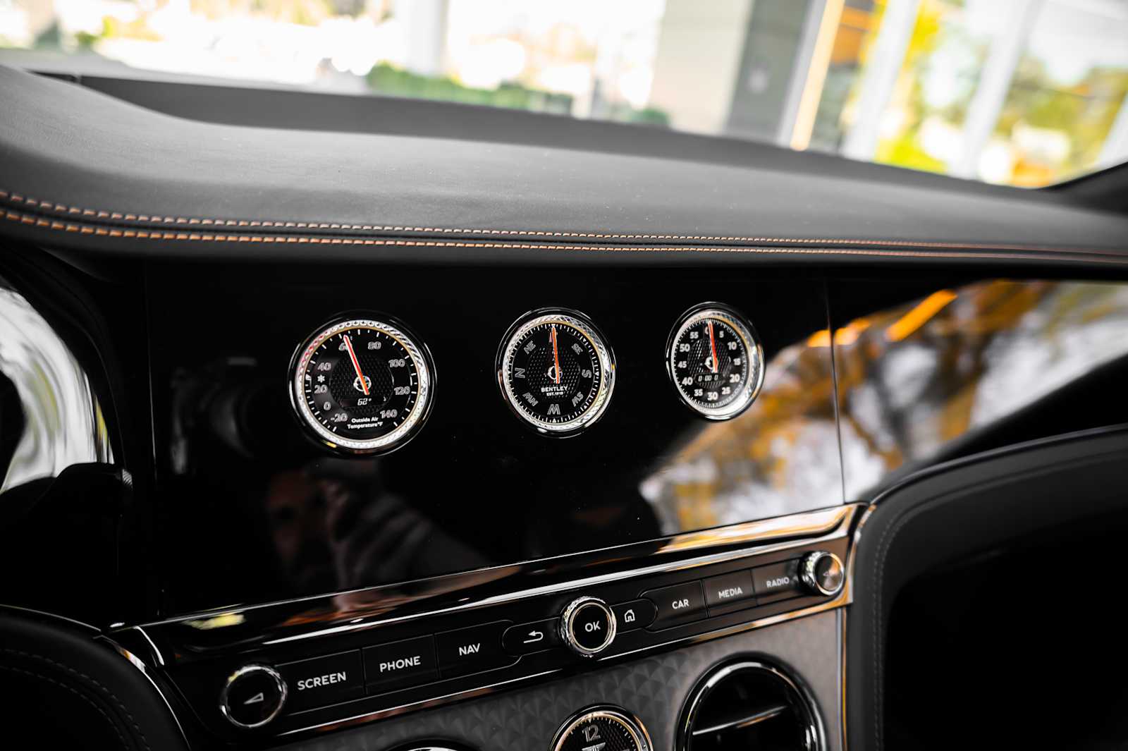 2025 Bentley Continental GT Black Edition - Photo 42