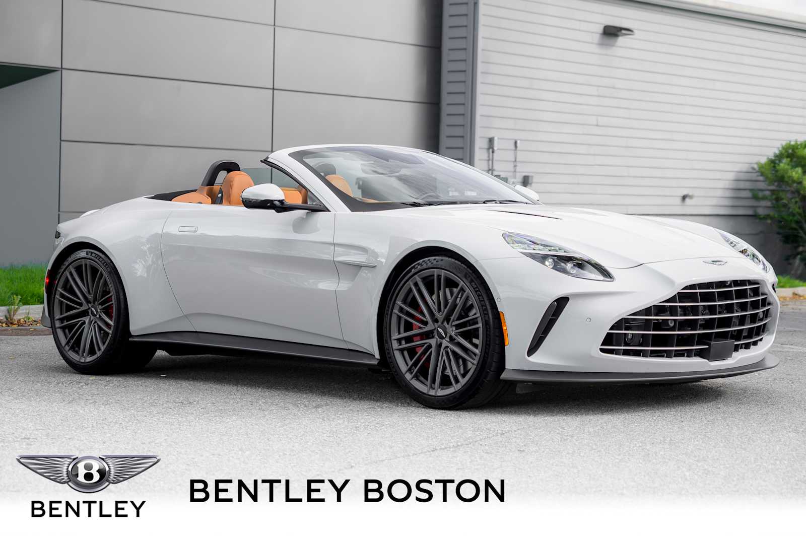 2026 Aston Martin Vantage Base